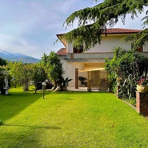 villa-viagrande.sicilyhotelsitaly.net/